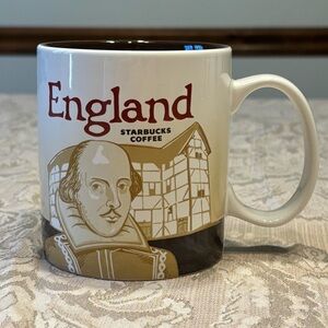 Starbucks Global Icon City Collector Series England Shakespeare Mug 2014 16oz